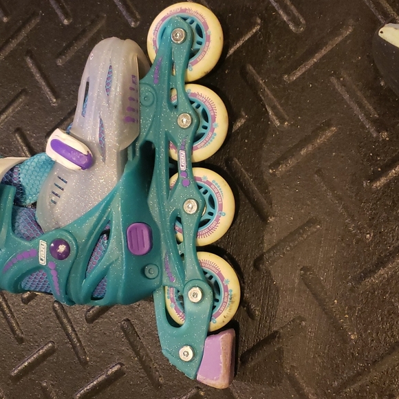 Adjustable Incline Skates - Picture 7 of 8